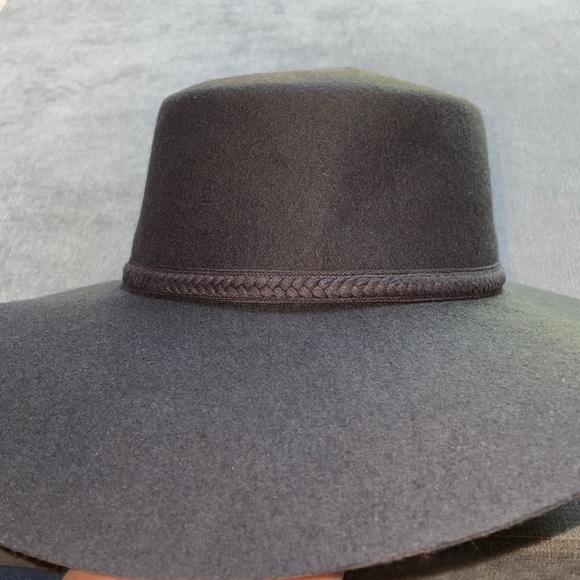 Universal Thread Grey Wool Hat - Picture 4 of 5